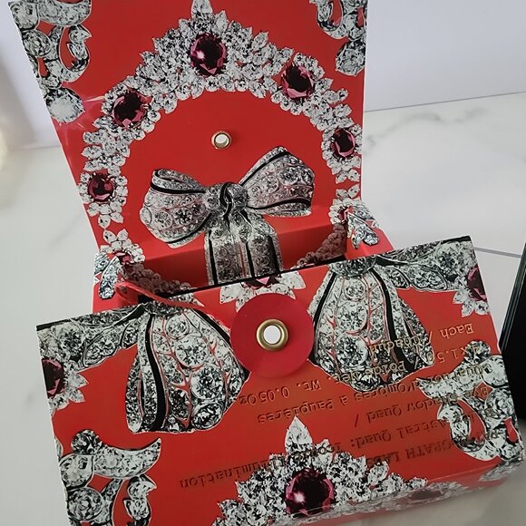 Pat McGrath Blitz Astral Quad: Iconic Illumination Eyeshadow - Picture 4 of 4